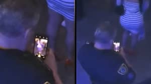 警察秘密地抓住了德雷克音乐会的女人屁股的照片
