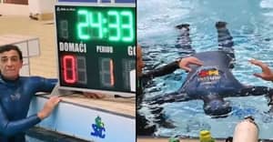 潜水员将世界纪录持有呼吸24分钟，33秒水下
