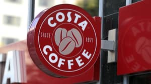 少年求职者在“科斯塔咖啡员笑了她的名字”之后羞辱了