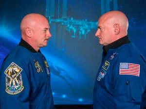 NASA将一个相同的双胞胎送到空间一年，看看它如何改变他