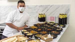 萨里外卖创造了“世界最大”114个套餐菜单