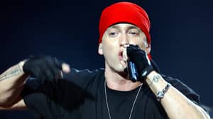 Eminem对机枪凯莉的追踪是“在作品”中的回应