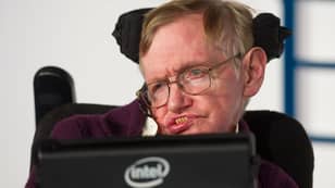 斯蒂芬·霍金（Stephen Hawking）的家人第一次描述他们听到他新的合成声音