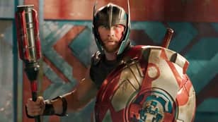 一个孩子为克里斯·海姆斯沃思（Chris Hemsworth）提供了雷神（Thor）最好的台词之一