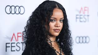 蕾哈娜（Rihanna）正式是亿万富翁，也是地球上最富有的女性音乐家