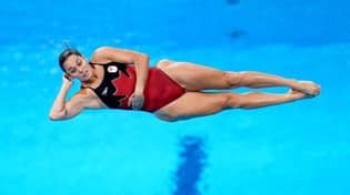 加拿大潜水员帕梅拉（Pamela Ware）首先在奥运会上登陆脚后得分为零