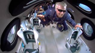 辛普森一家“预测”理查德·布兰森（Richard Branson）在2014年的太空飞行