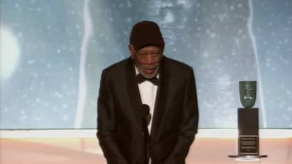 摩根·弗里曼（Morgan Freeman）在银幕演员协会奖上召集了粗鲁的听众成员