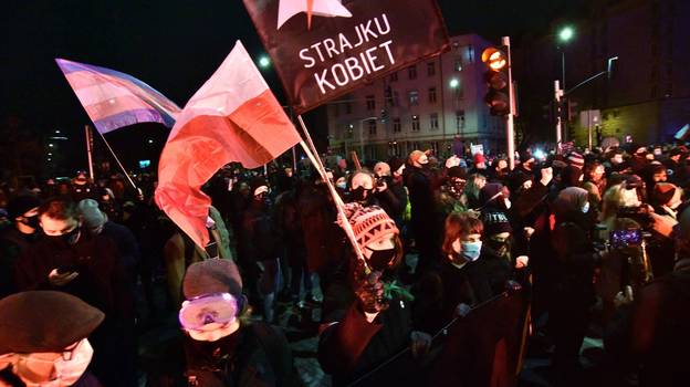 波兰禁止大多数堕胎是有争议的新法律