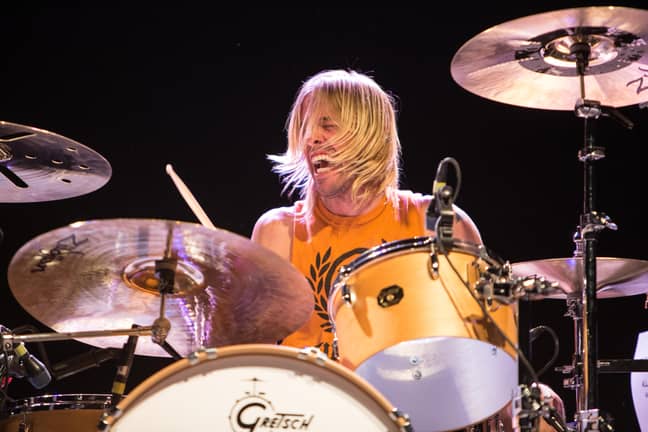 泰勒·霍金斯（Taylor Hawkins）于1997年加入了Foo Fighters。