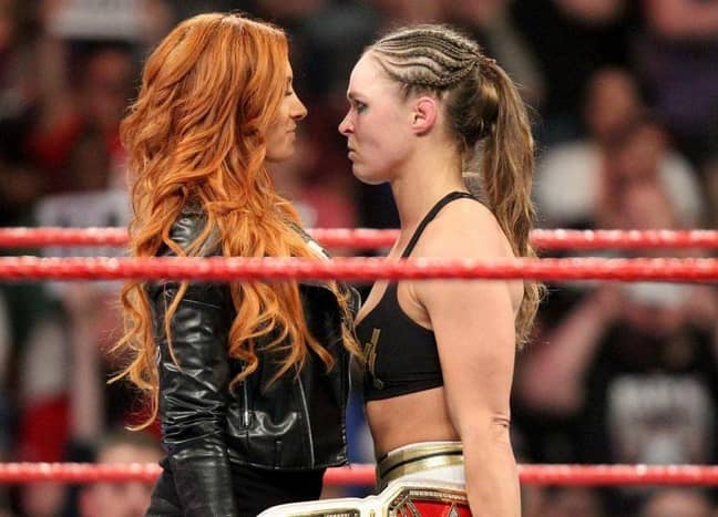 贝基·林奇（Becky Lynch）和隆达·鲁西（Ronda Rousey）。信用：WWE