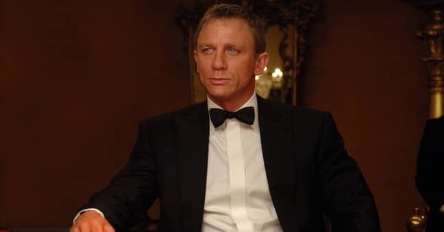 丹尼尔·克雷格（Daniel Craig）担任詹姆斯·邦德（James Bond）在皇家赌场（Casino Royale）。图片来源：索尼