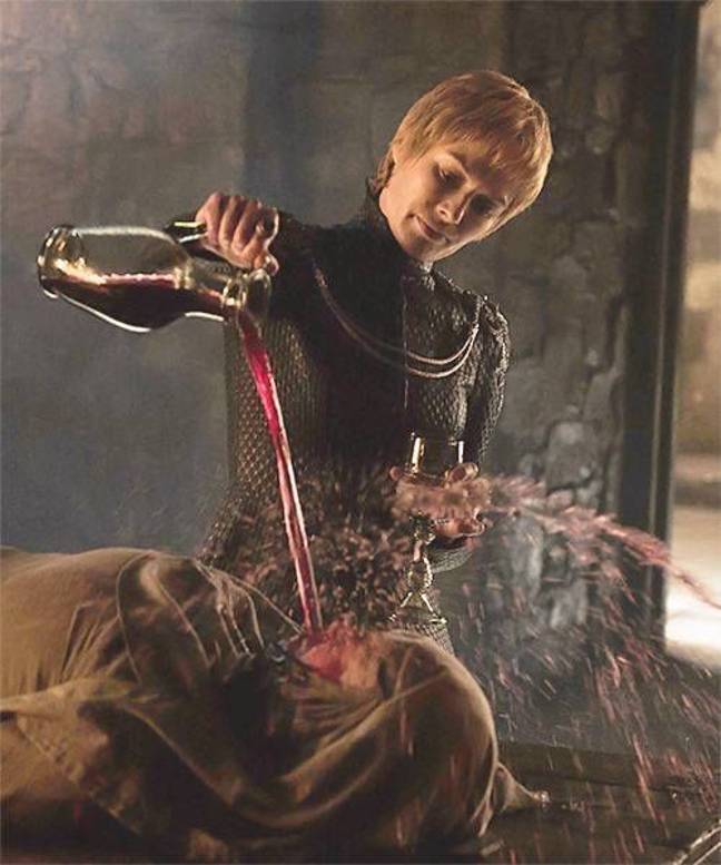 Cersei Lannister在Secta Unella倒了酒。信贷：HBO.