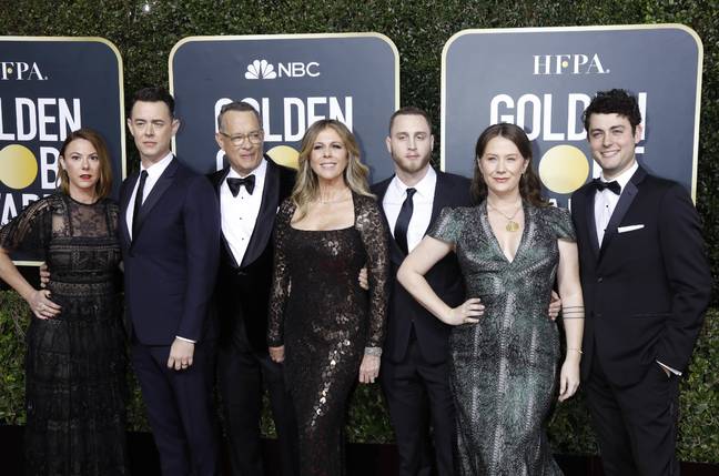 Samantha Bryant，Colin Hanks，Rita Wilson，Tom Hanks，Elizabeth Ann Hanks，Chet Hanks和Truman Theodore Hanks在金色的地球群体。信用：PA