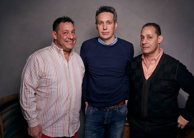 大卫·凯尔曼（David Kellman），左边的导演蒂姆·沃尔（Tim Wardle）和罗伯特·沙夫兰（Robert Shafran）。信用：PA