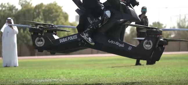 迪拜警方将使用悬停自行车来打击天空中的犯罪：悬停