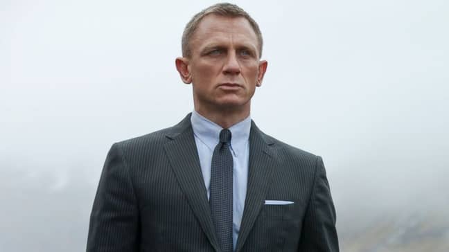 真正的丹尼尔·克雷格（Daniel Craig）为詹姆斯·邦德（James Bond）。图片来源：哥伦比亚图片“width=