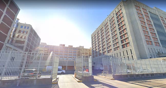 布鲁克林的大都会拘留中心。信用：Google地图