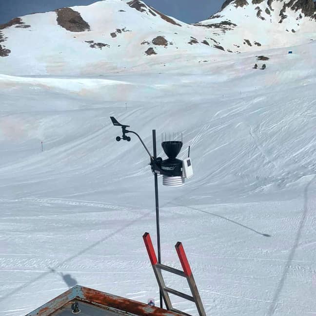 昨天（1月6日）记录了创纪录的温度的滑雪胜地。信用：newsf必威备用网lash/@pnaltpirineu“width=