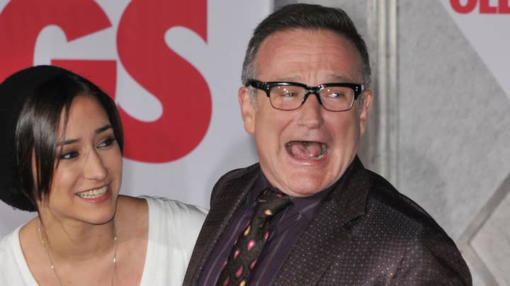 罗宾·威廉姆斯（Robin Williams）的女儿塞尔达（Zelda）要求球迷停止发送模仿者杰米·科斯塔（Jamie Costa）的视频