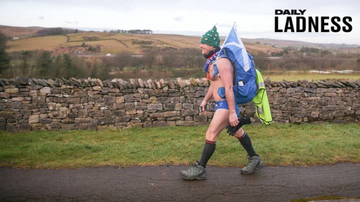 男人走1,000英里，穿着一小撮Speedos为慈善机构筹集资金