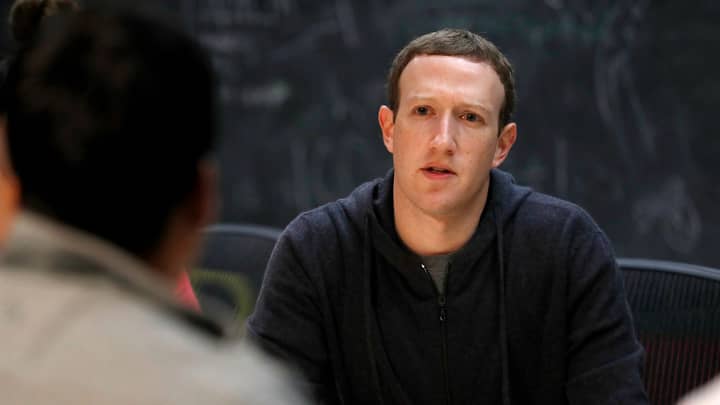 马克·扎克伯格（Mark Zuckerberg）承认Facebook会自动扫描用户的私人信使文本
