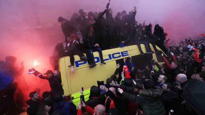 利物浦球迷在“关键”状态下离开后，两名罗马球迷被捕