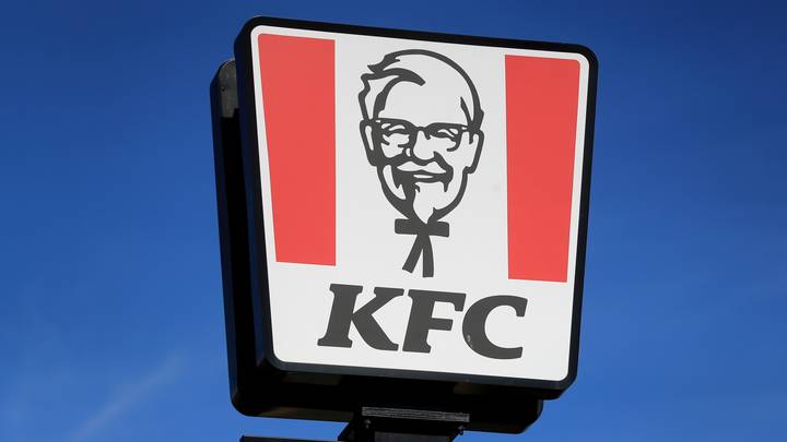 KFC仅重新打开一些商店进行交货，并捐赠给NHS员工的免费餐