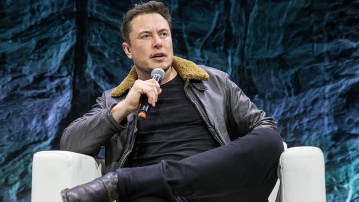 埃隆·马斯克（Elon Musk）今天出现在乔·罗根（Joe Rogan）的播客上“width=