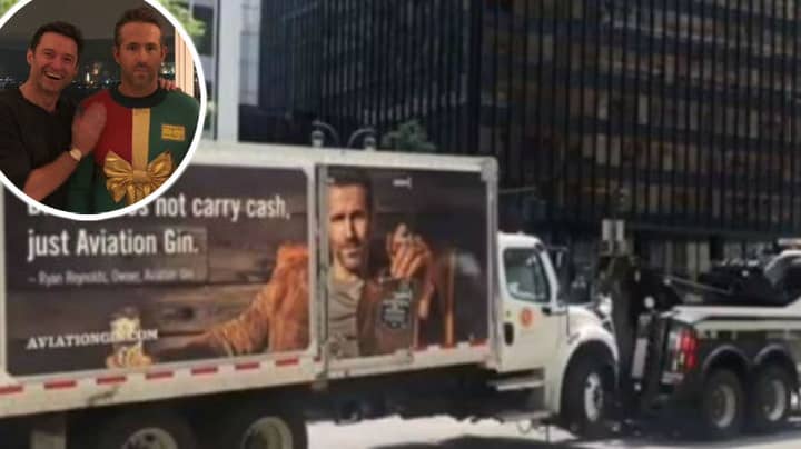 休·杰克曼嘲笑Ryan Reynolds，因为公司卡车被拖走