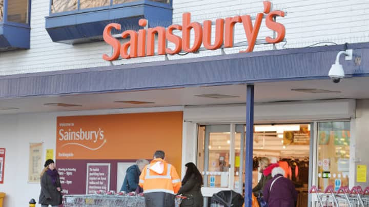 塞恩斯伯里（Sainsbury）的基本工资提高到国民生活工资
