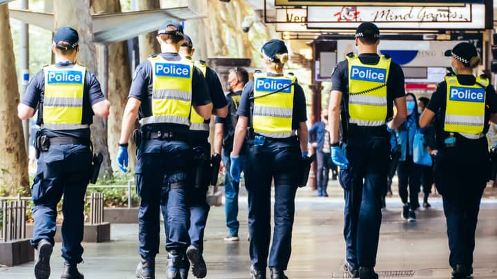 反vaxxers已被列入澳大利亚联邦警察观察名单