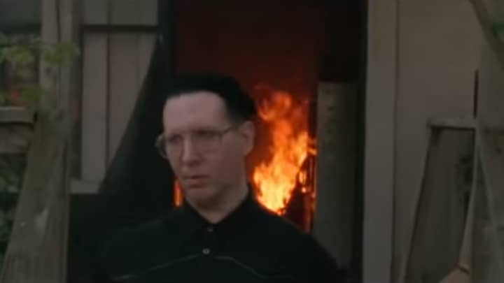 玛丽莲·曼森（Marilyn Manson）在新电影《让我成为烈士》中看起来很恐怖