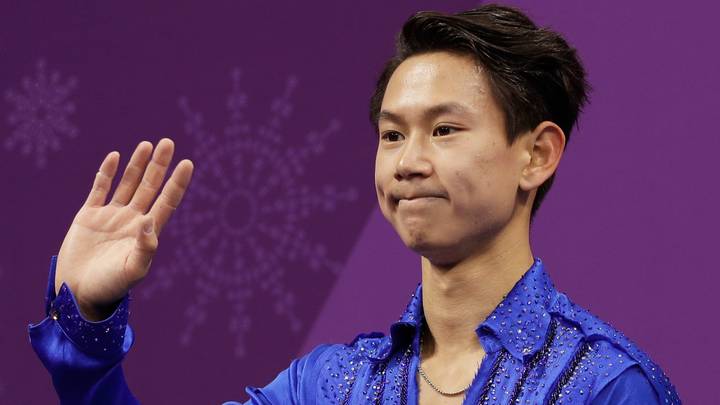 奥林匹克人物滑冰奖牌丹尼斯十分刺伤在哈萨克斯坦死亡