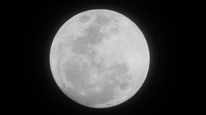150年来首次将在本月发生的“超级蓝色月亮”