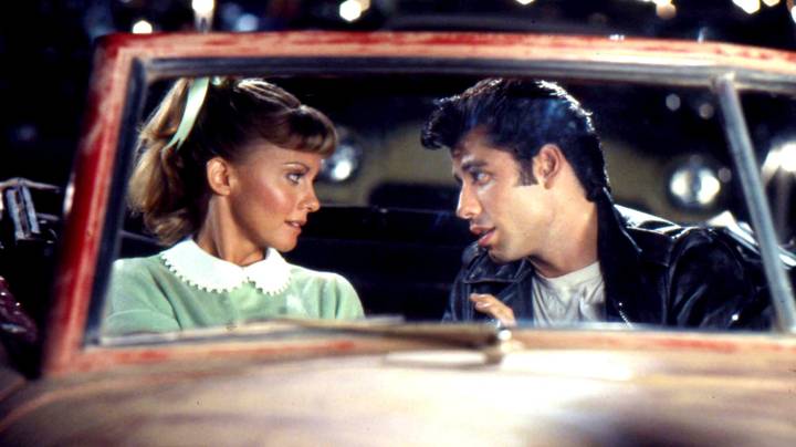 约翰·特拉沃尔塔（John Travolta）和奥利维亚·牛顿·约翰（Olivia Newton-John）在41年后重聚油脂服装