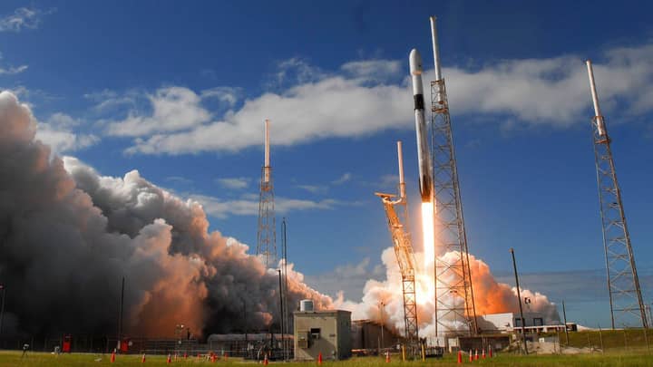 Spacex发布正在部署的卫星视频