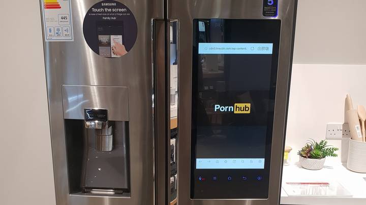 购物者震惊为Pornhub展示了2,000英镑的冰箱