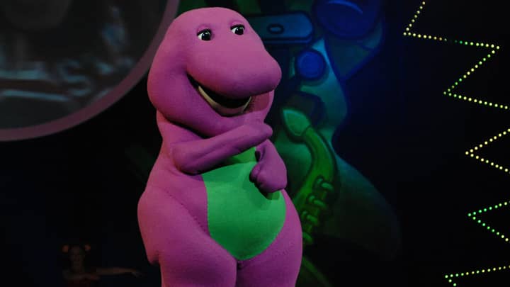 扮演恐龙Barney的家伙现在经营密宗性业务