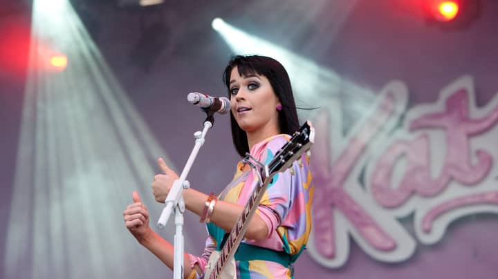 凯蒂·佩里（Katy Perry）的黑马复制了克里斯蒂安·嘻哈（Christian Hip Hop）歌曲《陪审团》