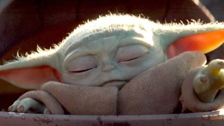 成千上万的签署请愿书将婴儿Yoda变成表情符号