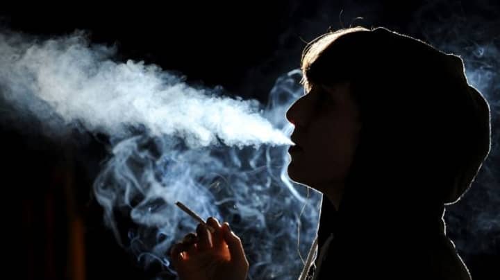 泄露的计划要求到2030年在英国结束吸烟