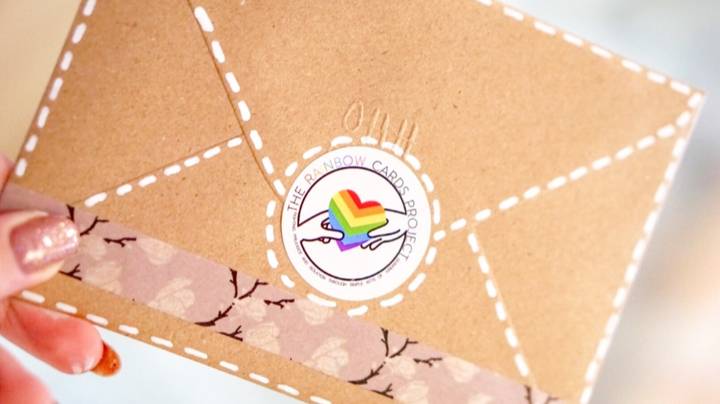 彩虹卡项目在这圣诞节的LGBTQ社区中的孤立和孤独