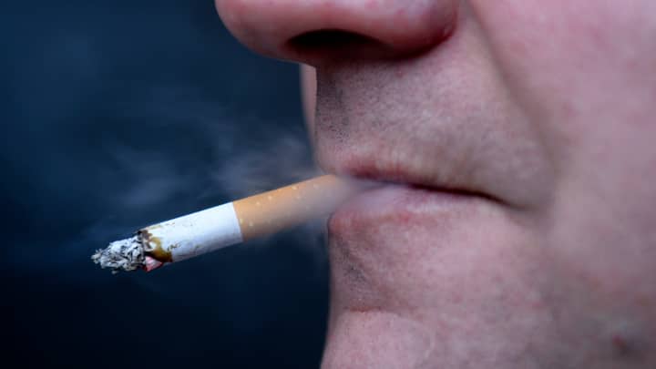 竞选活动开始将澳大利亚的吸烟年龄提高到21