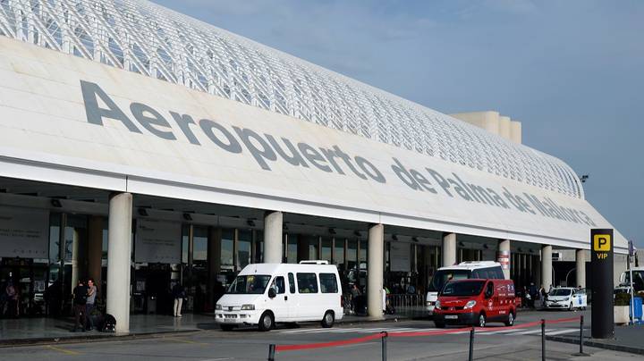帕尔马机场向英国度假者发出多起诈骗警告