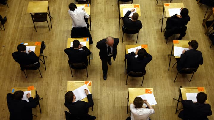 威尔士将在2021年取消普通中等教育证书、AS和A-Level考试