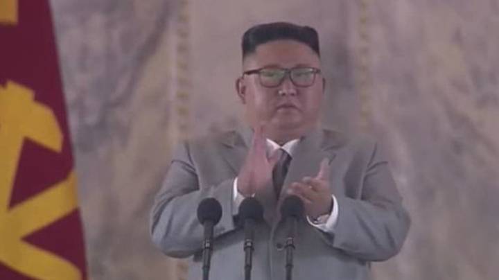 Kim Jong-un Sobs因为他为大流行病的失败道歉