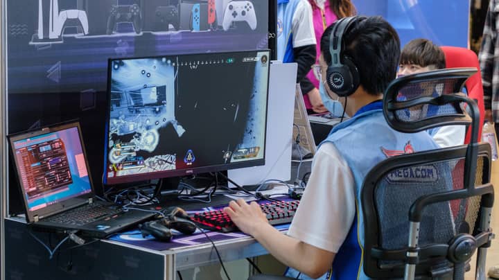 中国每周将儿童限制为三个小时的视频游戏
